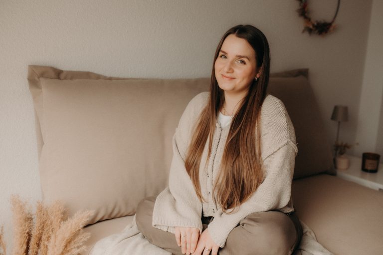 selbstbestimmte Geburt, Schwangerschaft, Wochenbett, Hypnobirthing, Motherblessing, Doula, Plazentakunst, Geburtsvorbereitung, Doula Eschweiler & Aachen, meine Angebote, Doulabegleitung, Kontakt